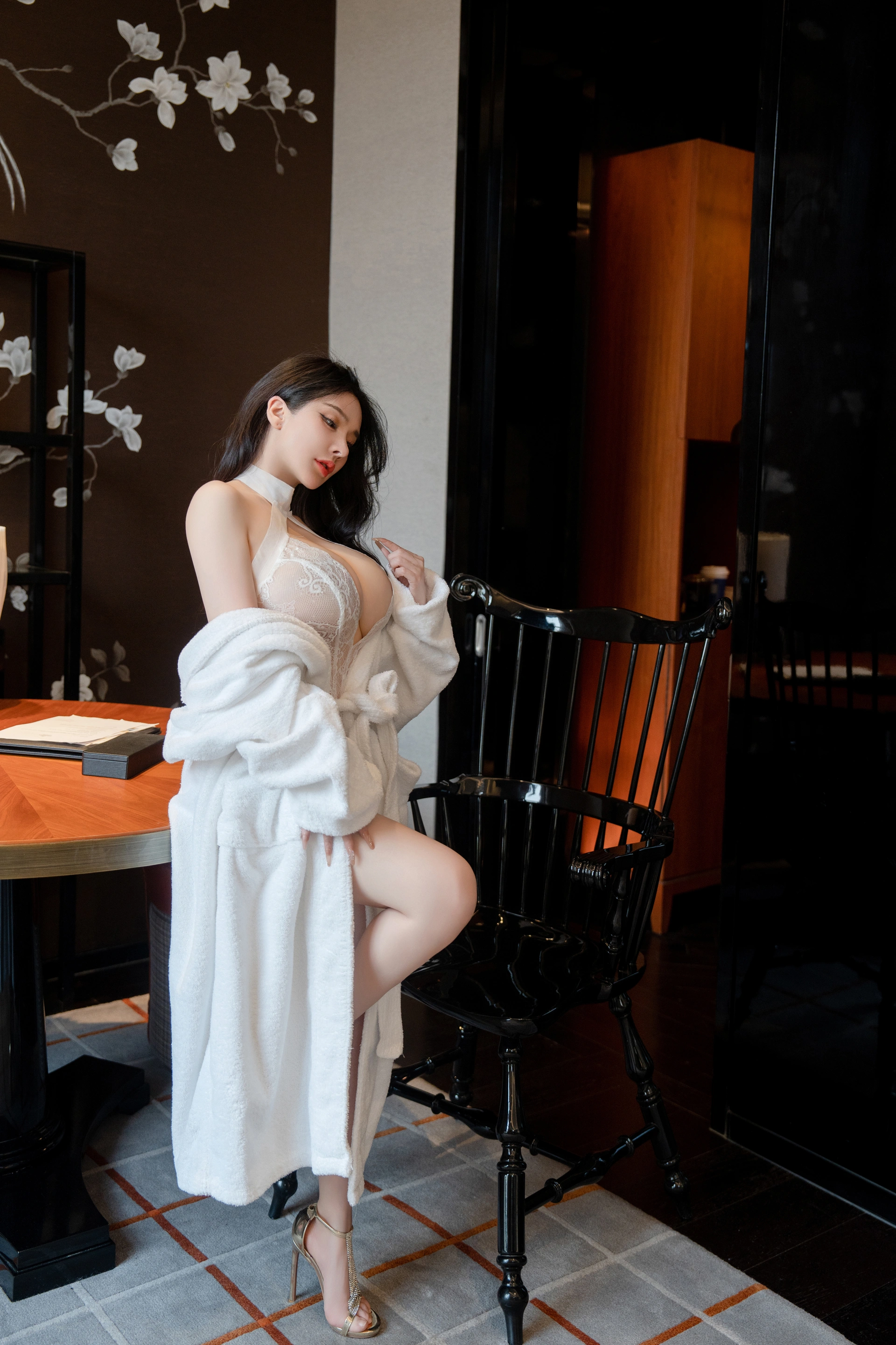 004.潘娇娇 – 内购无水印 VOL.220 巨乳核弹 3